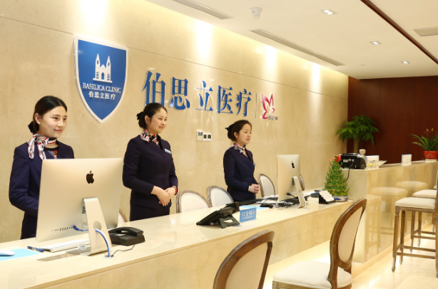 上海伯思立面部吸脂價格貴不貴？價格收費就在這里！