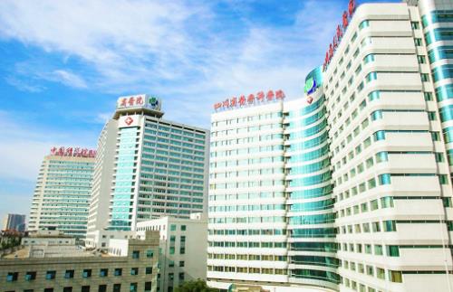 四川省人民醫(yī)院口腔科種植牙整形案例，內(nèi)附醫(yī)院詳情資料+熱門(mén)問(wèn)答建議收藏！