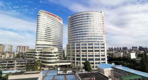 成都市第五人民醫(yī)院口腔科種植牙案例分享，附問答+醫(yī)院信息