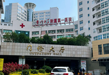 廈門大學醫(yī)院口腔科牙齒矯正效果，術(shù)案例恢復日記+醫(yī)生簡介