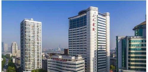 武漢大學(xué)人民醫(yī)院整形科技術(shù)好嗎？隆胸案例技術(shù)優(yōu)勢分享！