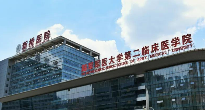 重慶新橋醫(yī)院整形科好不好?人氣醫(yī)生介紹&隆胸手術(shù)案例