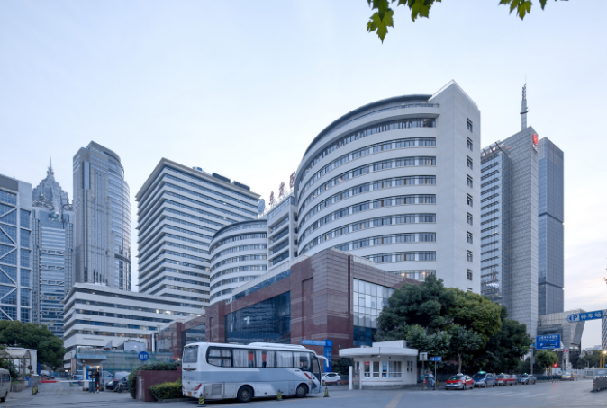 上海市東方醫(yī)院整形科隆胸怎么樣？效果如何？術(shù)后案例反饋及科普