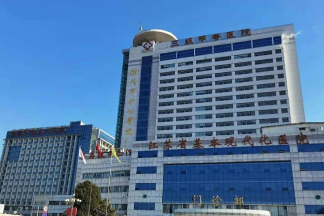 徐州市中心醫(yī)院口腔科牙齒種植怎么樣？戳進(jìn)來了解案例口碑