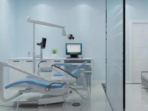 成都醫(yī)大口腔醫(yī)院種植牙好不好？案例前后恢復(fù)過程記錄