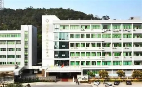 佛山市順德區(qū)慢性病防治中心美容隆胸好嗎？隆胸怎么樣案例詳細解答