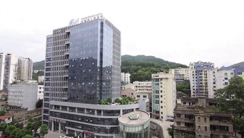 重慶武隆縣人民醫(yī)院整形美容科靠譜嗎？膨體隆鼻案例分享