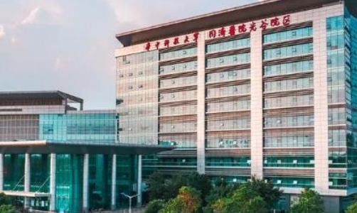 華中科技大學(xué)整形科隆胸人氣醫(yī)生簡介+案例詳情