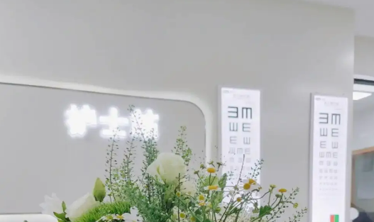 杭州檸盟眼科好嗎，近視矯正案例效果分享及1-30天恢復(fù)圖