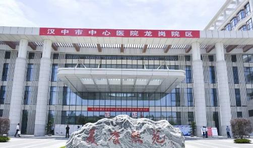 漢中市中心醫(yī)院醫(yī)療美容外科整形手術(shù)案例分享|雙眼皮術(shù)后圖