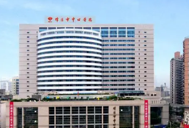 綿陽市中心醫(yī)院整形科隆胸可以保持多久？醫(yī)生術(shù)后案例參考分享