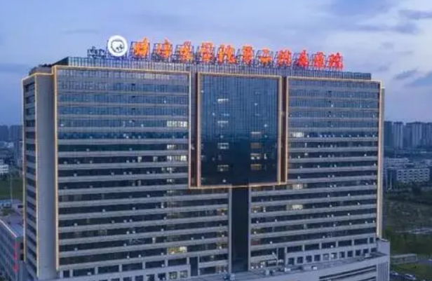 蚌埠醫(yī)學(xué)院第二附屬醫(yī)院整形外科面部吸脂有后遺癥嗎？整形術(shù)后恢復(fù)效果分享