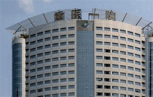 重慶醫(yī)科大學附屬第一醫(yī)院整形美容燒傷科正規(guī)嗎？專家醫(yī)生在線+吸脂案例