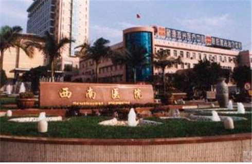 重慶西南醫(yī)院整形美容外科隆鼻技術(shù)可靠嗎？一鍵進(jìn)入了解細(xì)節(jié)，附隆鼻案例