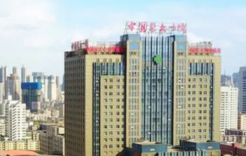 中國(guó)醫(yī)科大學(xué)附屬醫(yī)院整形美容外科怎么樣?正規(guī)嗎?資料在線一覽