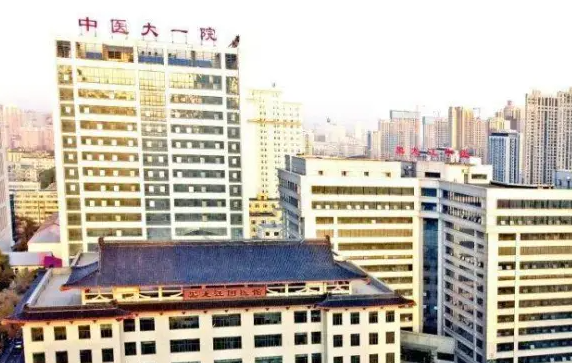 黑龍江中醫(yī)藥大學(xué)附屬第一醫(yī)院整形科隆胸會(huì)不會(huì)留疤，優(yōu)質(zhì)推薦~