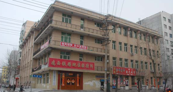 雞西市鐵路地區(qū)中心醫(yī)院整形科雙眼皮手術(shù)多久拆線，實(shí)力醫(yī)院快來收藏~