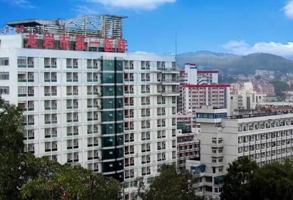 龍巖市第一醫(yī)院雙眼皮多少錢？案例分享