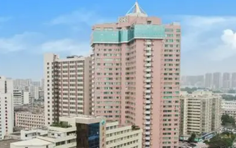 湛江附屬醫(yī)院整形科價(jià)錢表、醫(yī)院簡(jiǎn)介、機(jī)構(gòu)口碑、資質(zhì)等同步