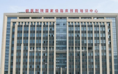 蚌埠醫(yī)學院第一附屬醫(yī)院割眼袋效果好嗎？經(jīng)驗之談