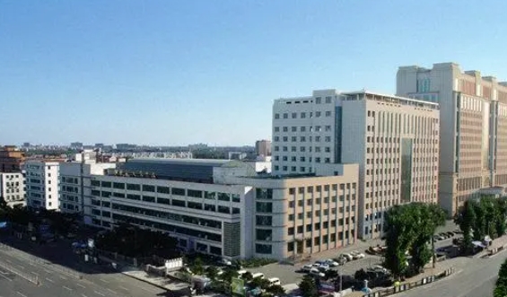 上海去眼袋手術(shù)費(fèi)用大概多少錢?分享當(dāng)?shù)乜诒怀龅?家公立醫(yī)院