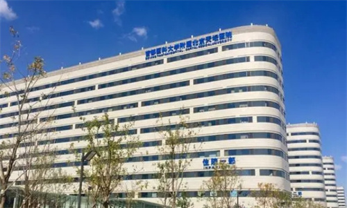 首都醫(yī)科大學(xué)附屬北京天壇醫(yī)院怎么樣？祛斑哪個(gè)醫(yī)生好