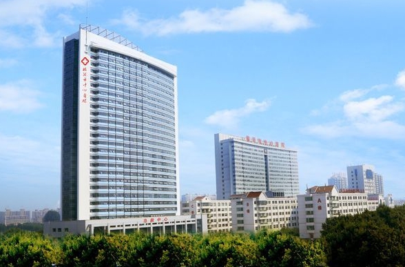 臨沂市沂水中心醫(yī)院醫(yī)學(xué)美容科怎么樣? 實力醫(yī)生坐診和收費標(biāo)準(zhǔn)分享