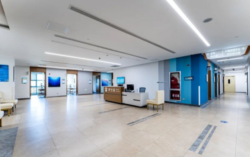 上海醫(yī)大眼科靠譜嗎？可看飛秒手術(shù)價(jià)格收費(fèi)及案例信息