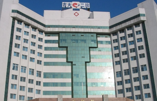 長(zhǎng)春吉大二院自體脂肪隆胸，術(shù)后真實(shí)反饋，醫(yī)院詳情！