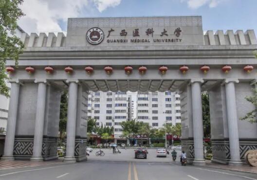 廣西醫(yī)科大學(xué)隆胸手術(shù)怎么樣？附真實案例