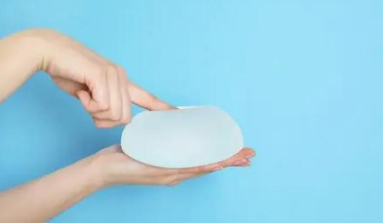 武漢正規(guī)醫(yī)院隆胸需要多少錢?這三家正規(guī)醫(yī)院值得一去