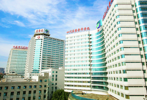 四川省醫(yī)院整形科豐胸術哪位醫(yī)生最好？醫(yī)生精湛技藝，值得信賴！