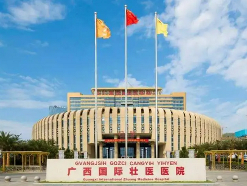 南寧整形醫(yī)院隆胸科好嗎？醫(yī)生名單大公開，實現(xiàn)你的變美夢想!