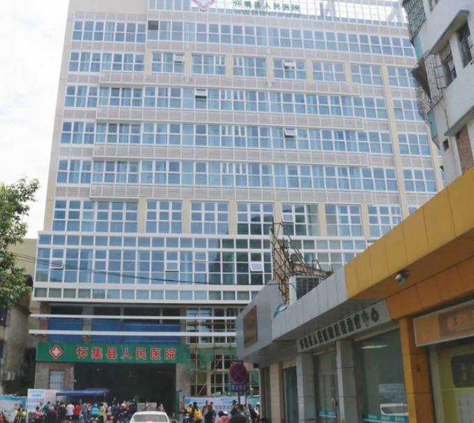 懷集人民醫(yī)院口腔科牙齒矯正多少錢？性價(jià)比高，安全性高